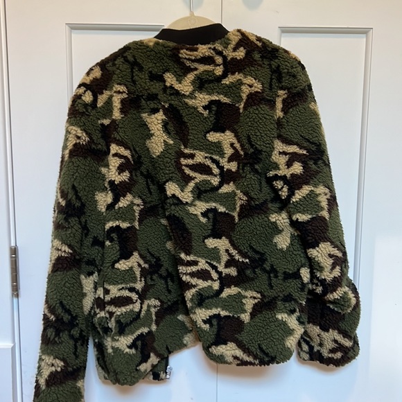 Sanctuary Camp Herpa Bomber - Picture 3 of 6